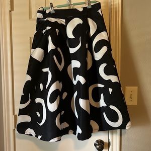 Black and white fit and flare skirt size XL